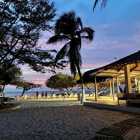 Hotel Carey Beach Barú Ngoại thất bức ảnh