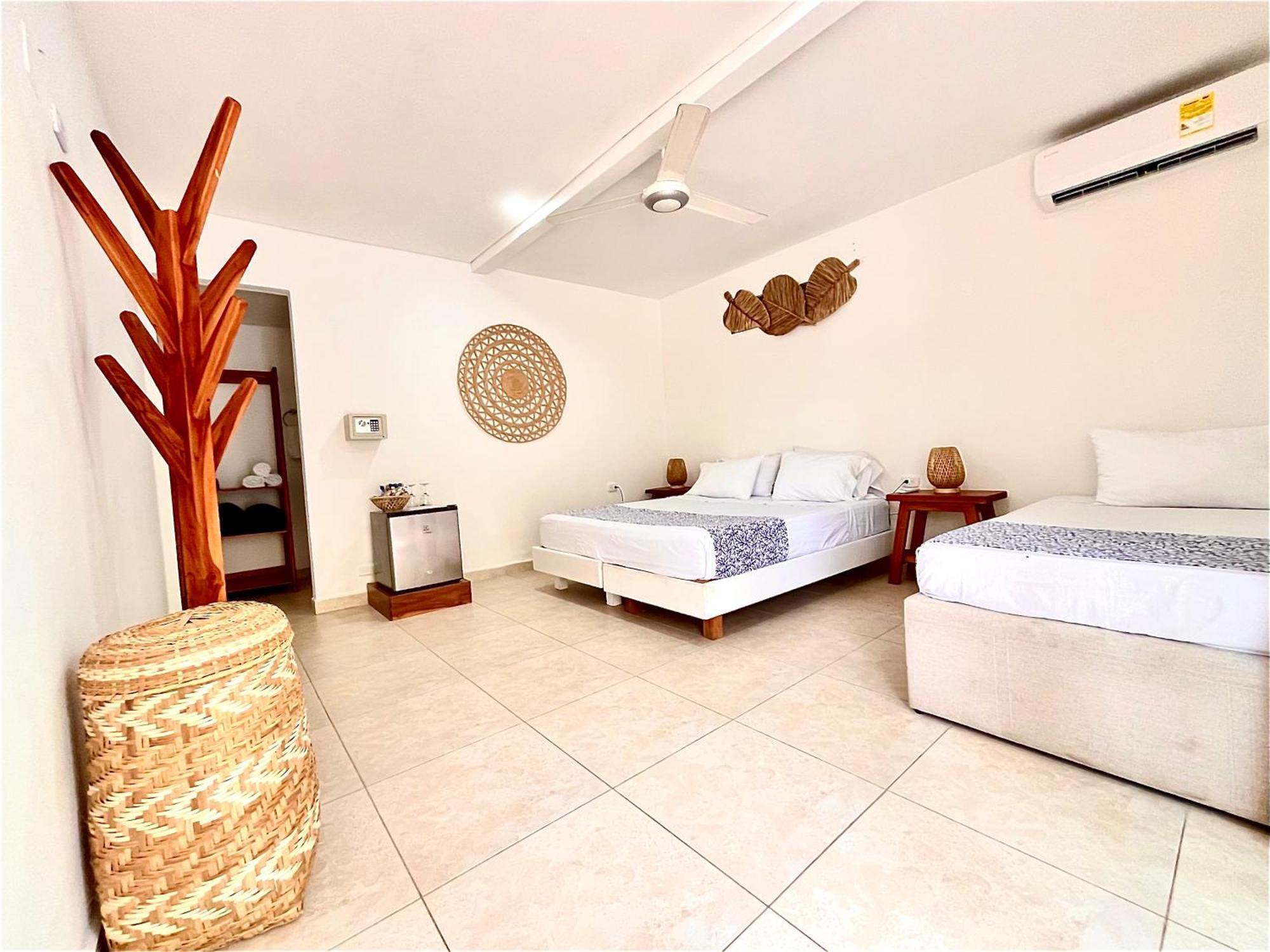 Hotel Carey Beach Barú Ngoại thất bức ảnh